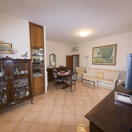 Pompei Deluxe Apartment Formia Exterior foto